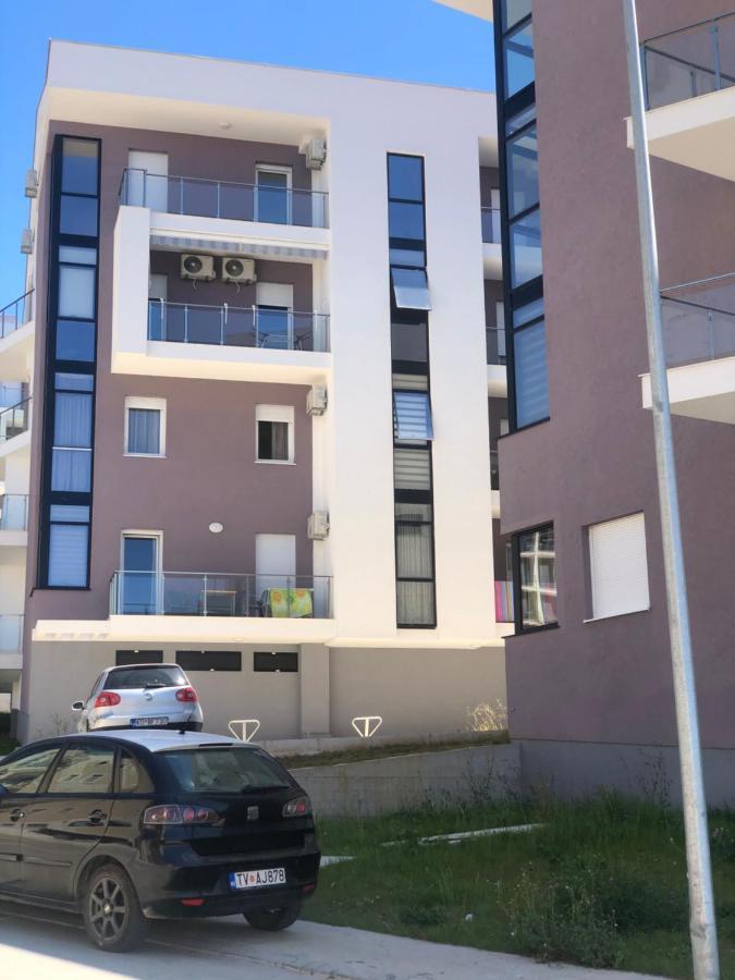 Matea Tivat Exterior foto